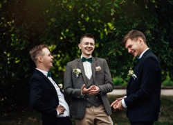 Jak ubrać się na ślub (i wesele) jako gość? Wszystko, co musisz wiedzieć!