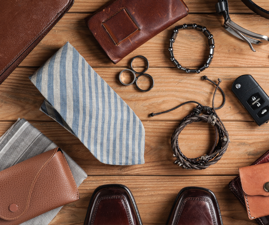 Letnie akcesoria dla eleganckiego podróżnika – must-have w walizce